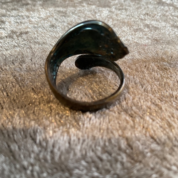 Vintage Wm A. Rogers Oneida Ltd Silver Plate Spoon Ring - Picture 2 of 4